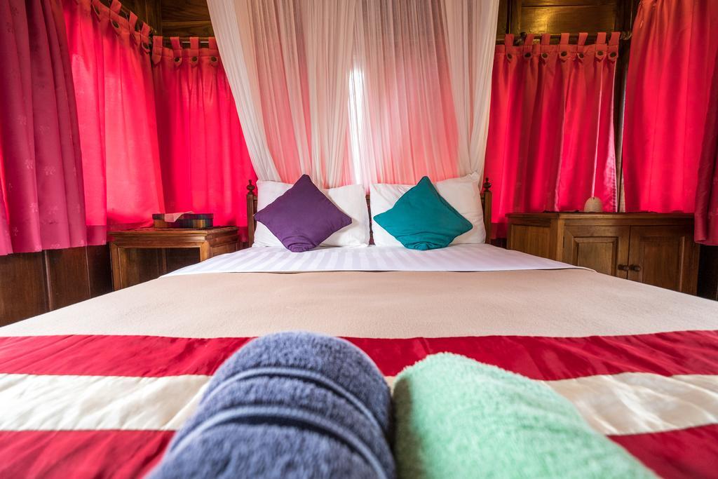 Easy Surf Dacha Hotel Canggu Kültér fotó