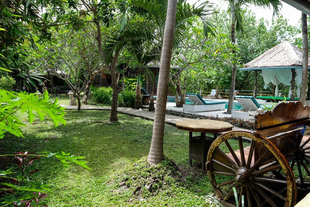 Easy Surf Dacha Hotel Canggu Kültér fotó