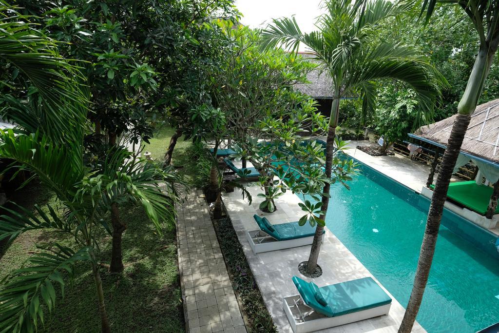 Easy Surf Dacha Hotel Canggu Kültér fotó